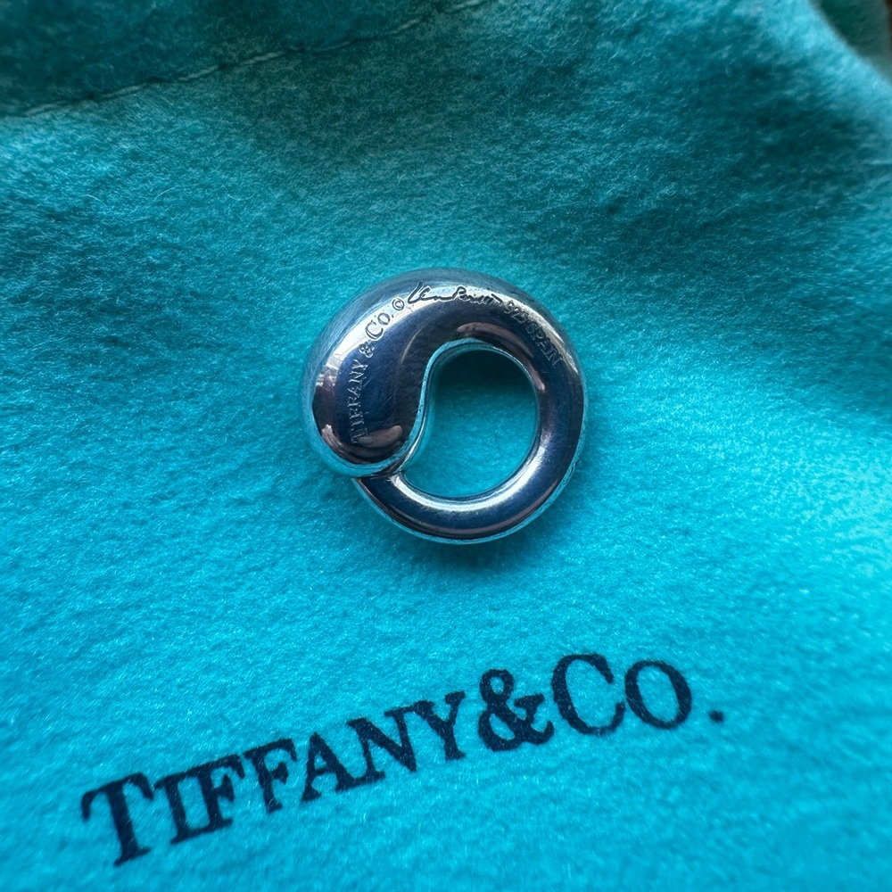 Tiffany & Co. Elsa Peretti Circle of Life pendant
